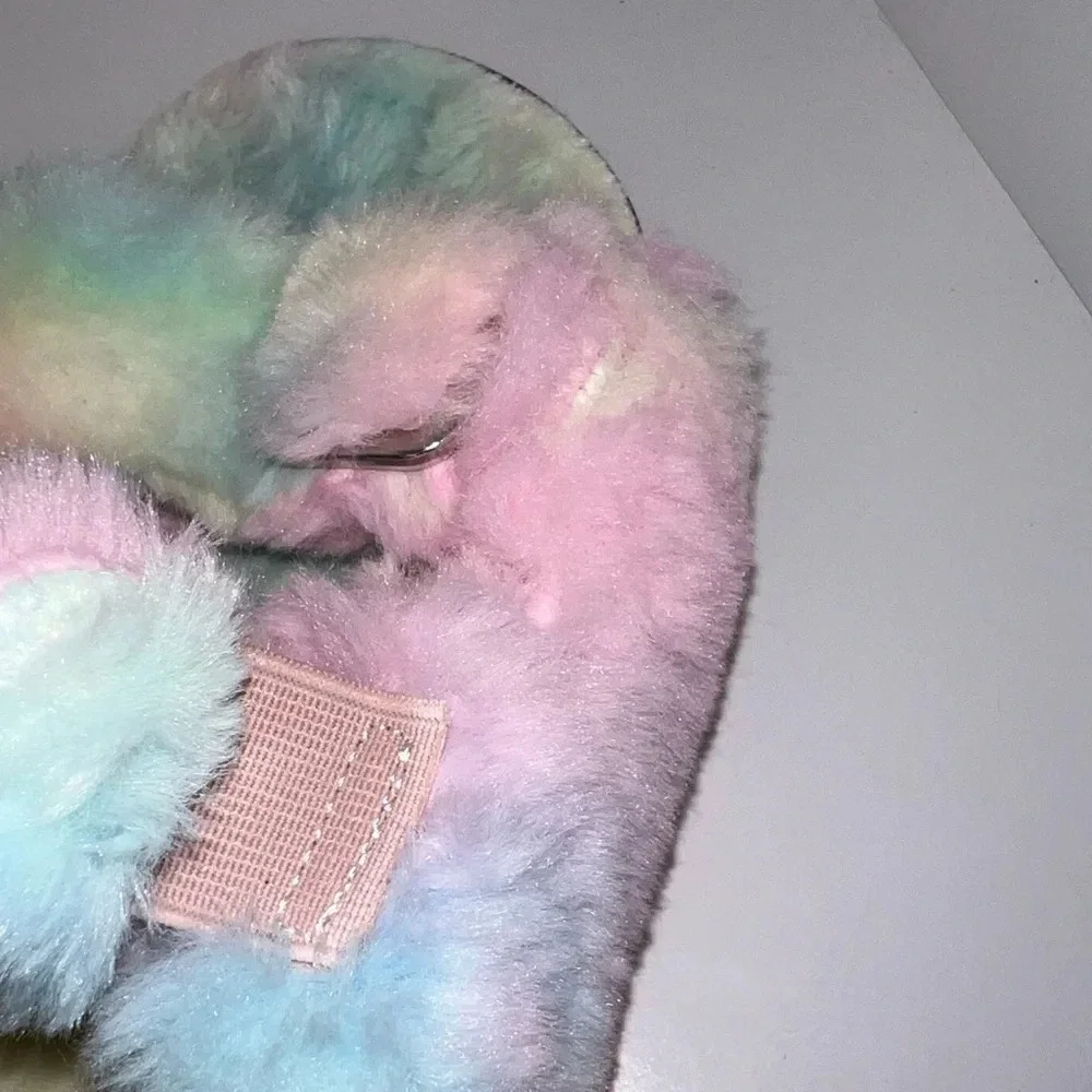 Faux fur pastel elastic double buckle slip on sandals, girls size 13/ 1 - Picture 7 of 10